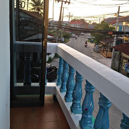 White Rabbit Hostel Baan Khai Exterior photo
